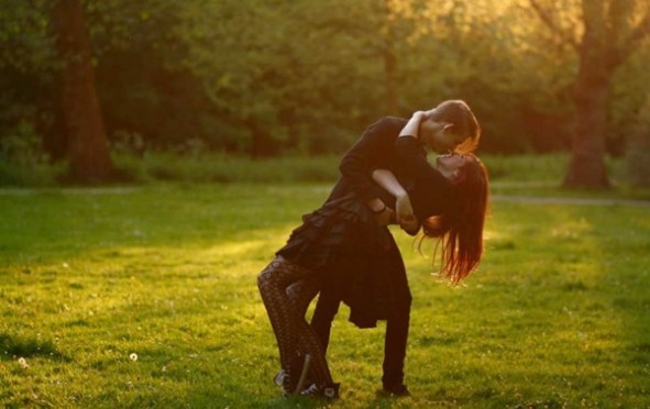 Latest Hindi Romantic Shayari Sms For Him Her