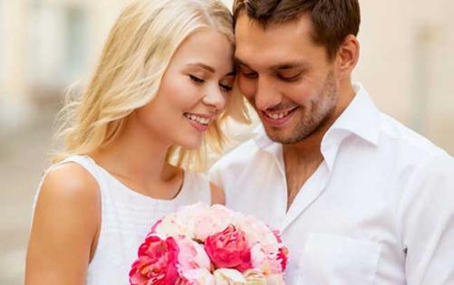 Romantic Love Shayari For Husband Wife In Hindi
