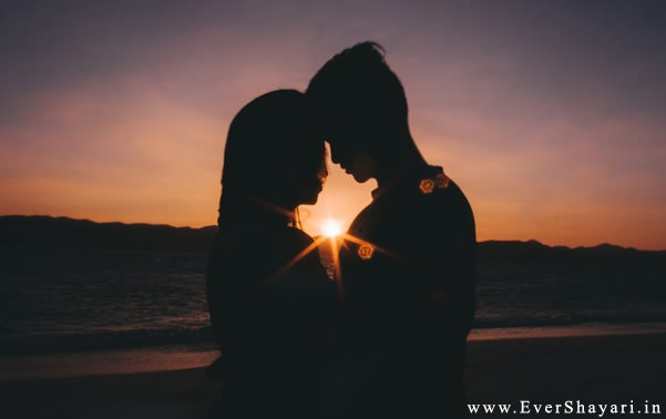 Good Night Romantic Shayari For Love, Romantic Couple Night Image